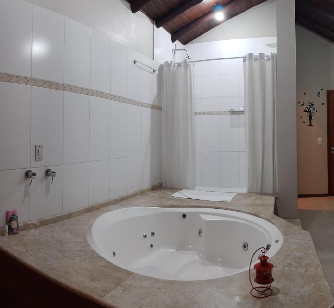 Pousada Halliny Do Rosa Praia do Rosa Phòng bức ảnh